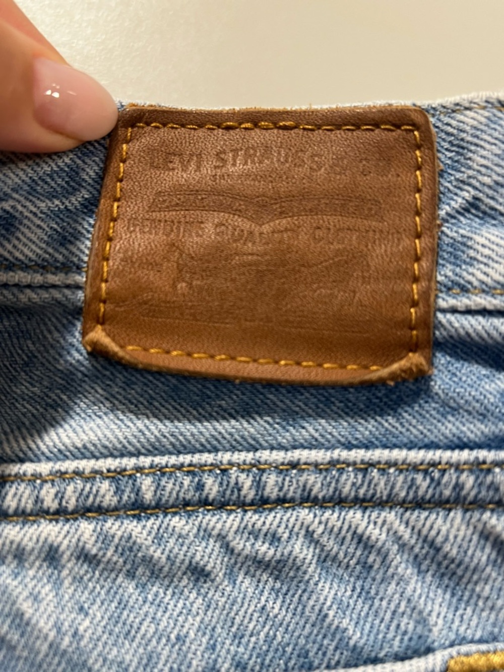 Levi’s Wedgie Straight Jeans Light Wash High Rise Size 28 - Picture 7 of 10